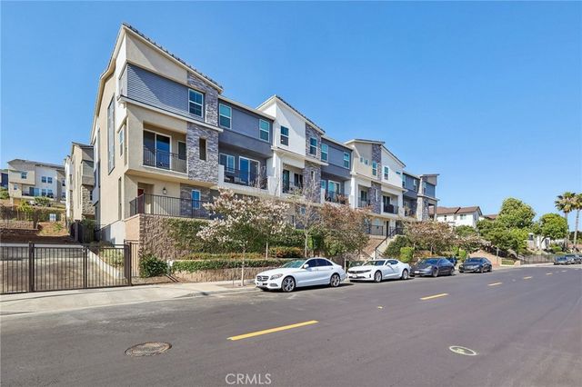 342 Fitzpatrick 106-B1, San Marcos, CA 92069