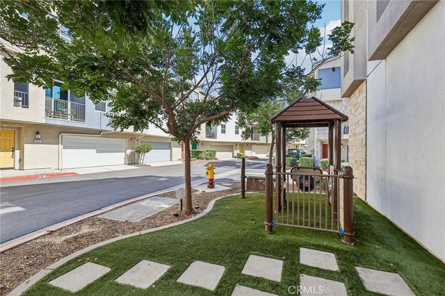 342 Fitzpatrick 106-B1, San Marcos, CA 92069