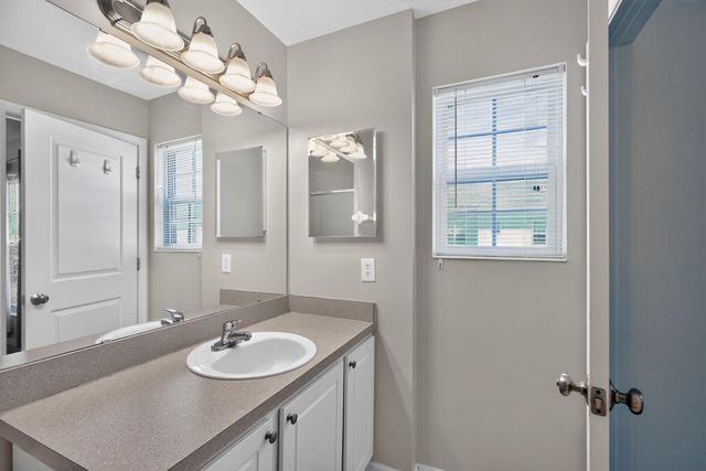 2453 Aristocracy Circle, Lexington, KY 40509
