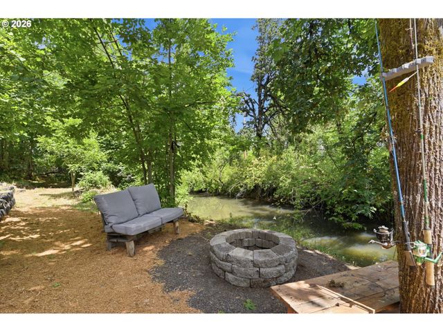37340 CAMP CREEK Rd, Springfield, OR 97478