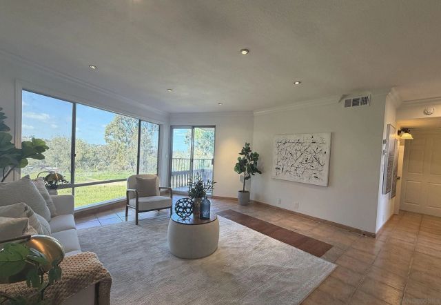 5706 Baltimore Dr 350, La Mesa, CA 91942