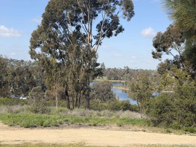 5706 Baltimore Dr 350, La Mesa, CA 91942