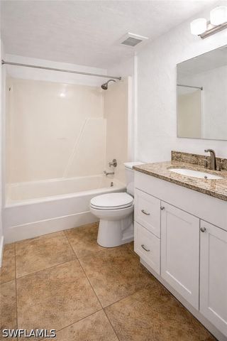 5324 Treetops DR I, Naples, FL 34113