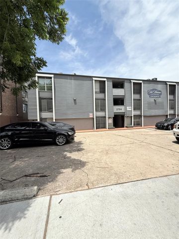 2704 Salado ST 106, Austin, TX 78705