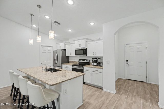1257 Theresa Street SE, Palm Bay, FL 32909