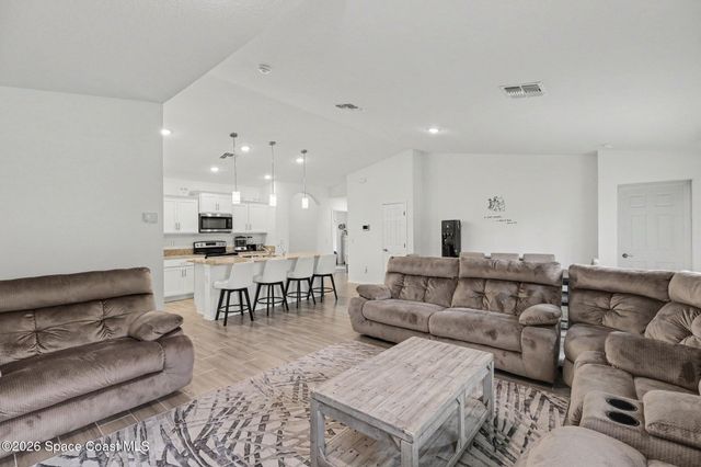1257 Theresa Street SE, Palm Bay, FL 32909