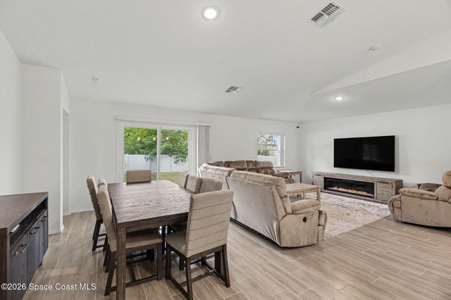 1257 Theresa Street SE, Palm Bay, FL 32909