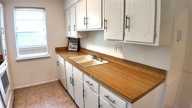 2510 Larchmont Drive, Mesquite, TX 75150