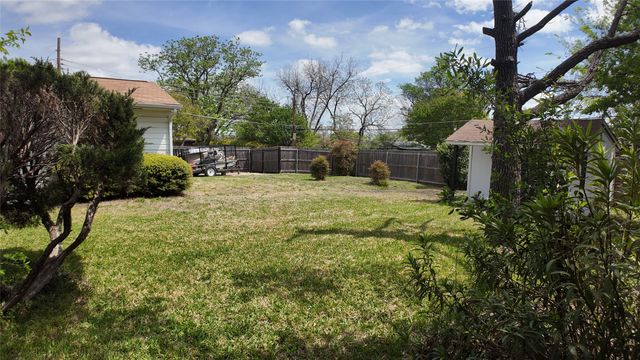 2510 Larchmont Drive, Mesquite, TX 75150