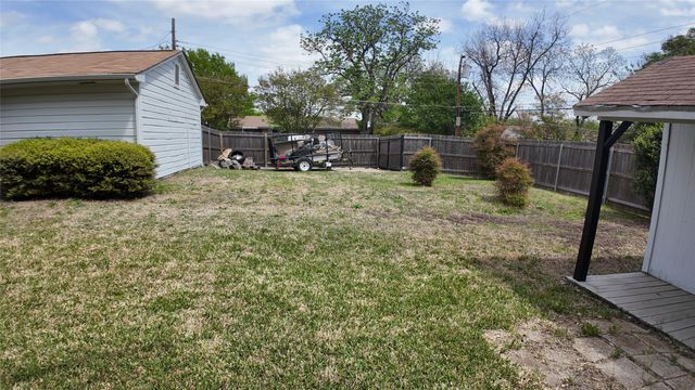 2510 Larchmont Drive, Mesquite, TX 75150