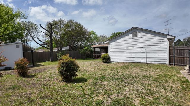 2510 Larchmont Drive, Mesquite, TX 75150