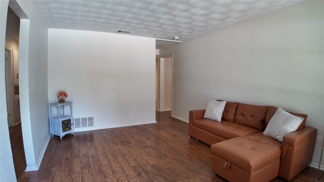 2510 Larchmont Drive, Mesquite, TX 75150