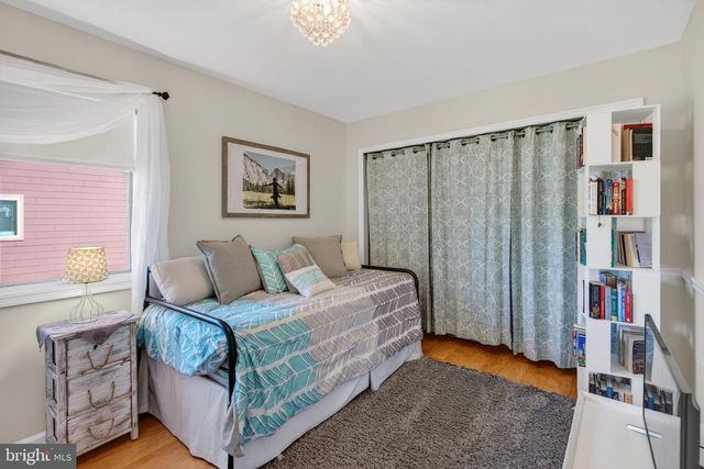 91 CARLTON AVE, Marlton, NJ 08053