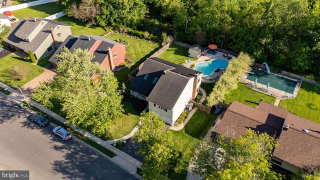 91 CARLTON AVE, Marlton, NJ 08053