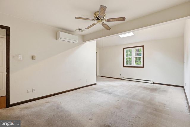 2 NORMANDY DR, Medford, NJ 08055
