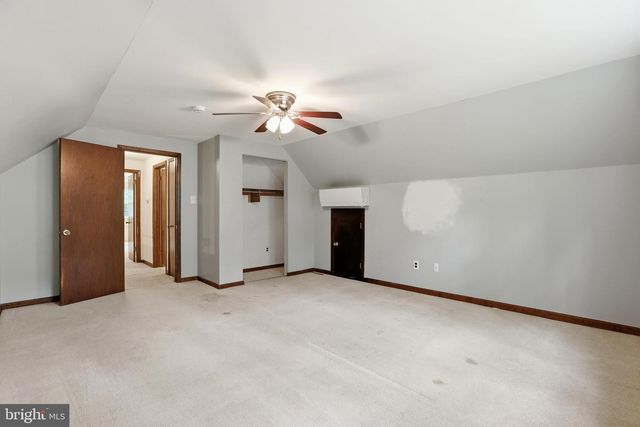 2 NORMANDY DR, Medford, NJ 08055
