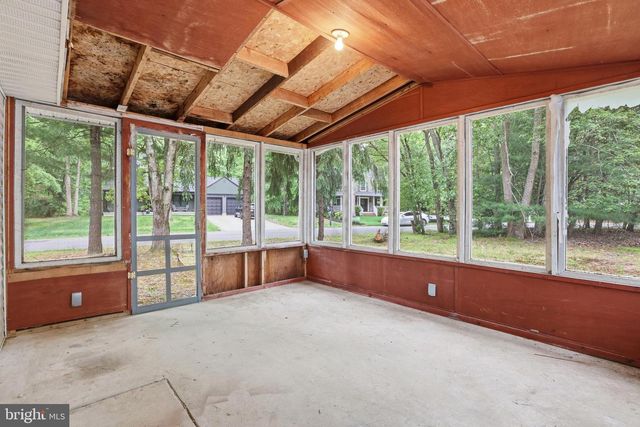 2 NORMANDY DR, Medford, NJ 08055