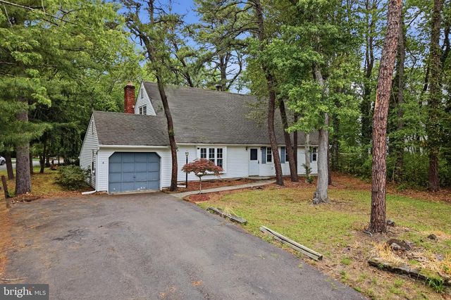 2 NORMANDY DR, Medford, NJ 08055