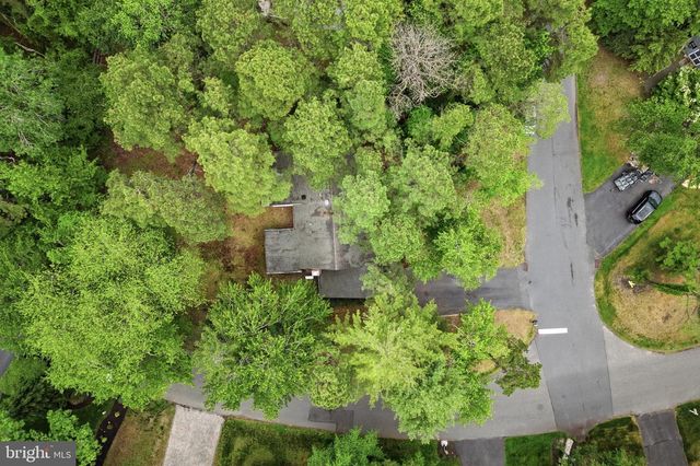2 NORMANDY DR, Medford, NJ 08055