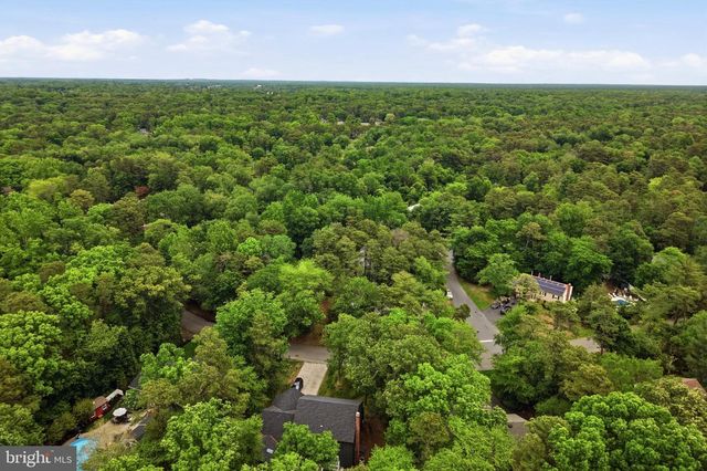 2 NORMANDY DR, Medford, NJ 08055