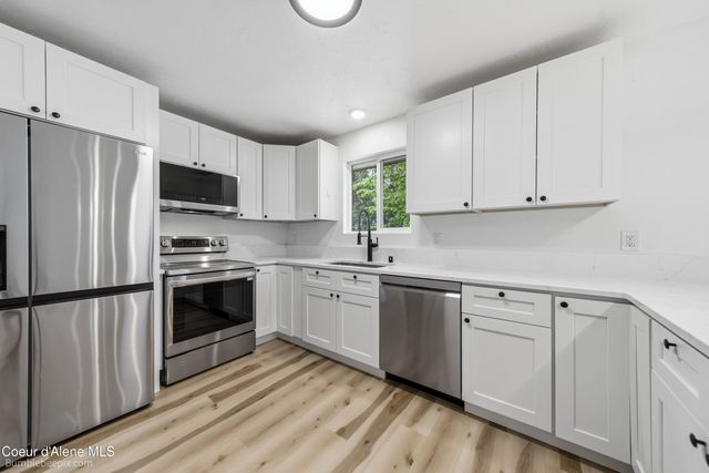 117 S Pinewood DR, Post Falls, ID 83854