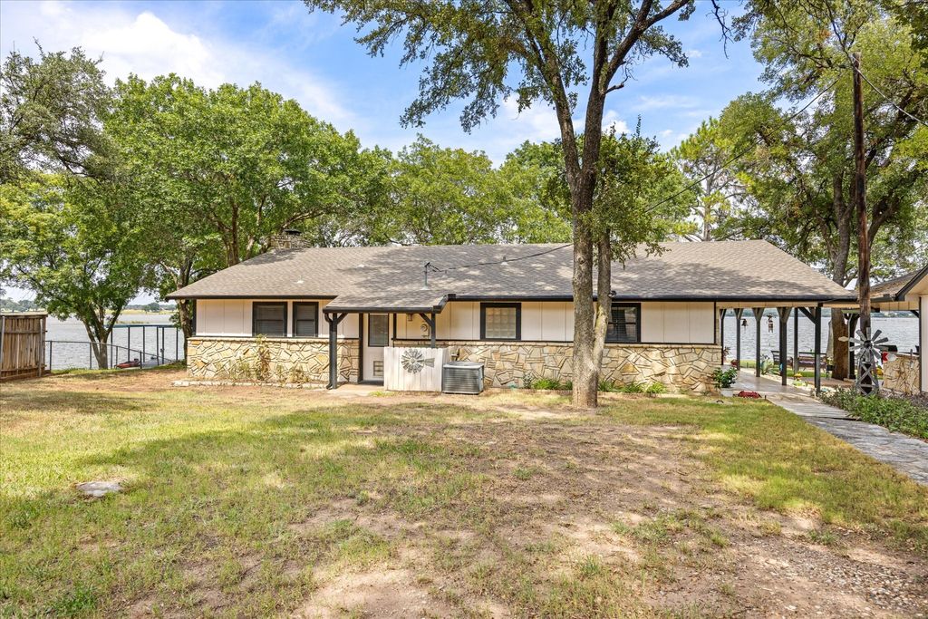 2537 Forest Park Drive, Granbury, TX 76048 — photo 4