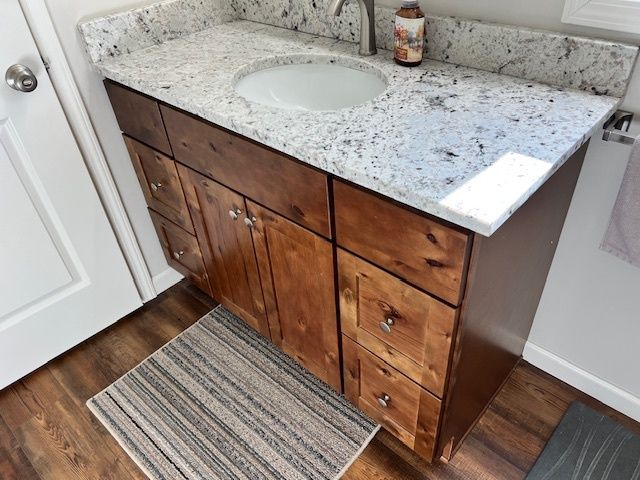 1932 Mountain Road, Morris, IL 60450