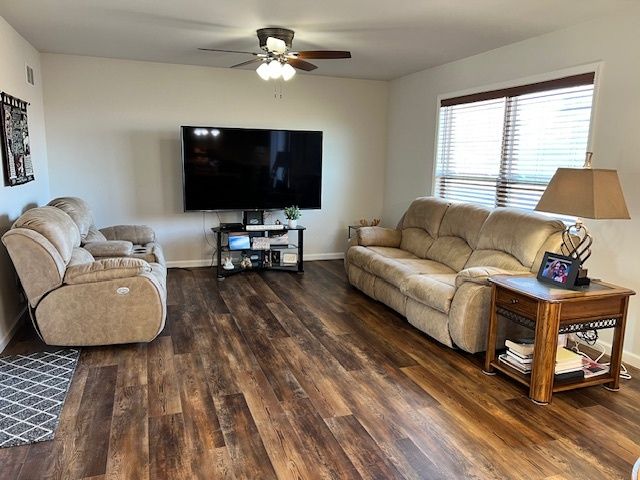 1932 Mountain Road, Morris, IL 60450