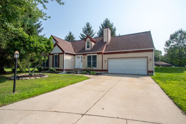 399 Conestoga Drive, Chesterton, IN 46304