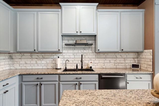 16102 Laura Beth Drive, Hockley, TX 77447