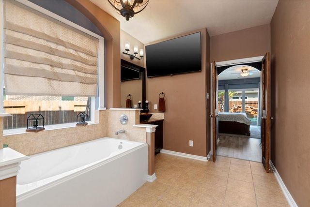 16102 Laura Beth Drive, Hockley, TX 77447