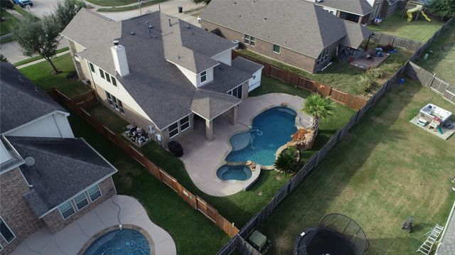 16102 Laura Beth Drive, Hockley, TX 77447