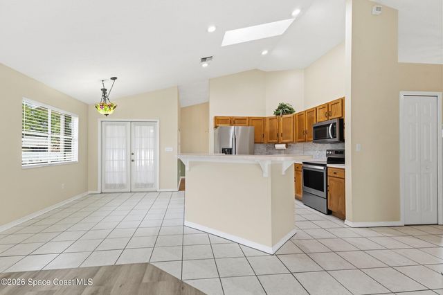 541 Tuttle Court SE, Palm Bay, FL 32909