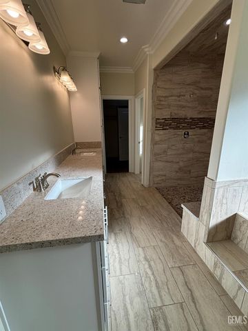 21831 San Gabriel Drive, Tehachapi, CA 93561