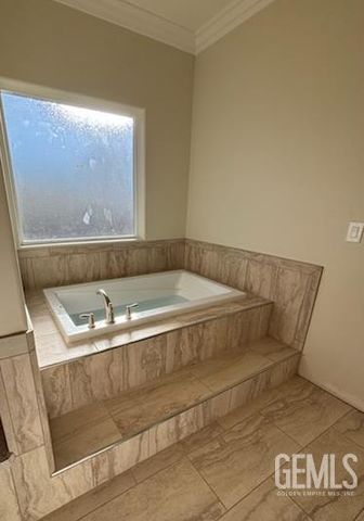 21831 San Gabriel Drive, Tehachapi, CA 93561
