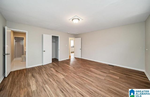 704 AVENUE I, Bessemer, AL 35020