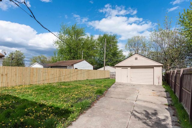 26620 Belleair Street, Roseville, MI 48066