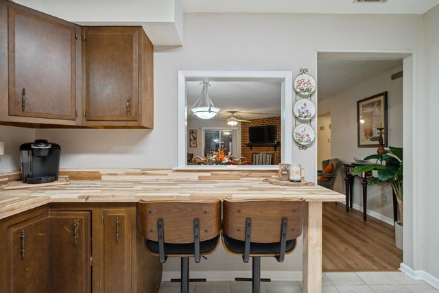 160 Cooper St Apt 18A, Hot Springs, AR 71913