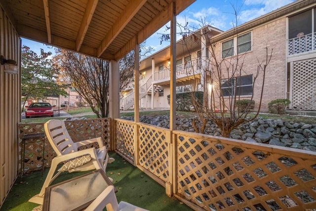 160 Cooper St Apt 18A, Hot Springs, AR 71913