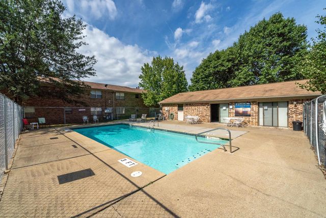 160 Cooper St Apt 18A, Hot Springs, AR 71913