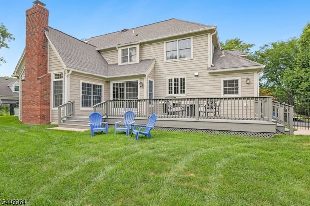 4 Hawkes Ct, Bridgewater Twp., NJ 08807