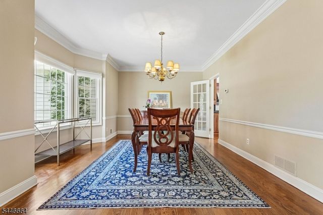 4 Hawkes Ct, Bridgewater Twp., NJ 08807