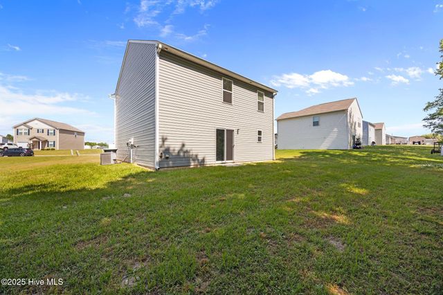 135 Chase Drive, Snow Hill, NC 28580