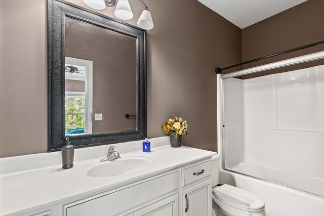 1310 W BROADWAY, Columbia, MO 65203
