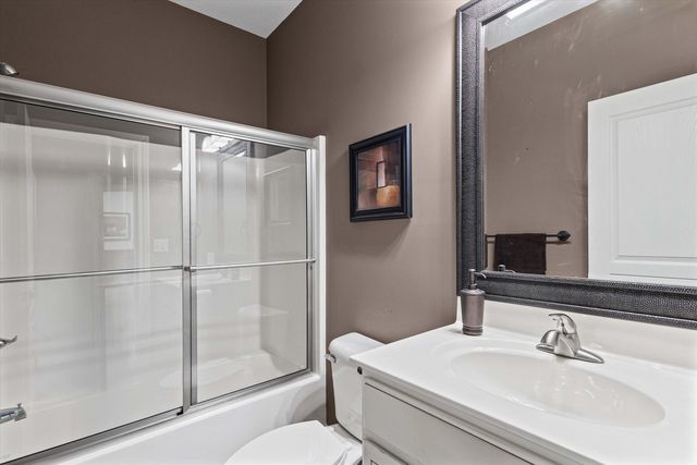 1310 W BROADWAY, Columbia, MO 65203