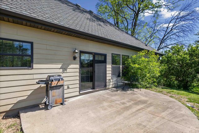 1310 W BROADWAY, Columbia, MO 65203