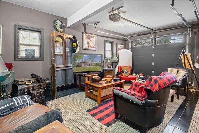 1310 W BROADWAY, Columbia, MO 65203
