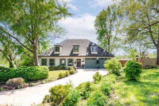 1310 W BROADWAY, Columbia, MO 65203