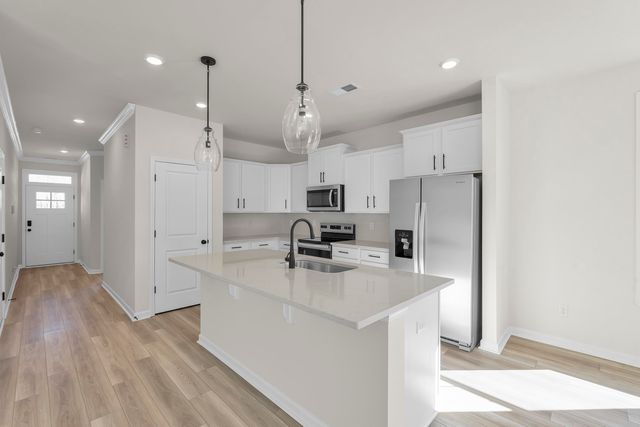 156 Hunter Ridge Drive, Boiling Springs, SC 29316