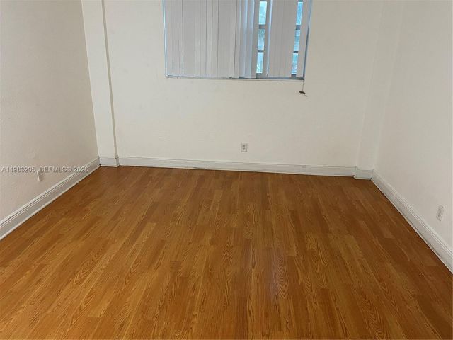 19390 Collins Avenue 122, Sunny Isles Beach, FL 33160
